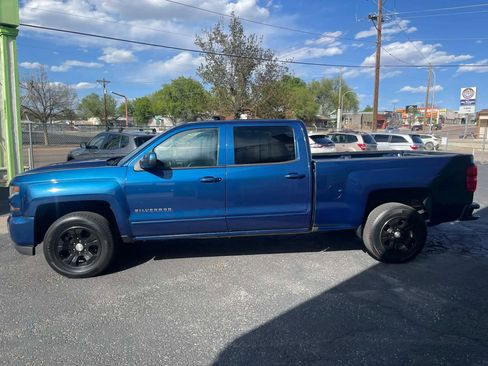 Used 2016 Chevrolet Silverado 1500 LT w/ LT Convenience Package image 5