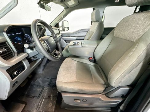Used 2024 Ford F250 XLT image 19