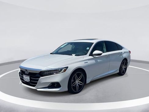 Used 2022 Honda Accord Touring image 4