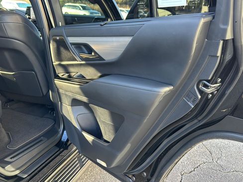 Used 2024 Lexus LX 600 F Sport image 13