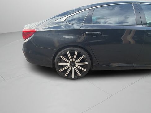 Used 2020 Honda Accord Sport image 30