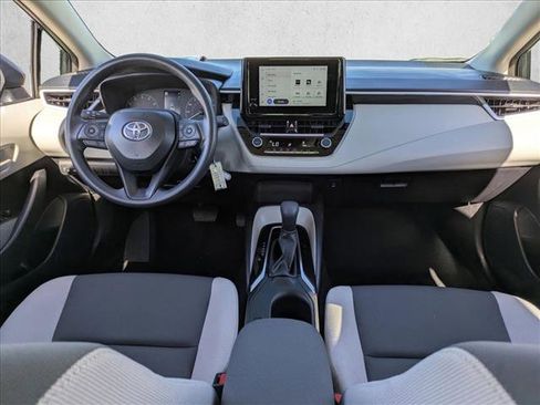 Used 2025 Toyota Corolla LE image 15