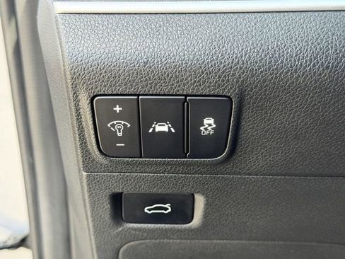 Used 2021 Kia K5 LXS image 17