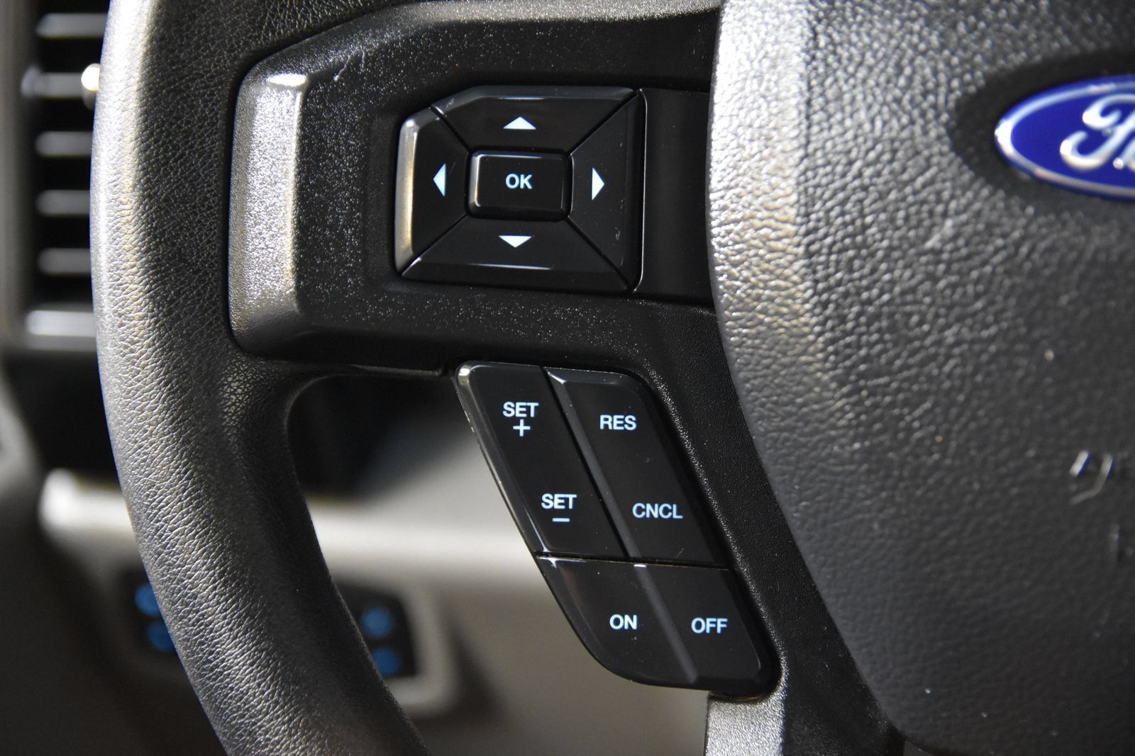 Used 2018 Ford F150 XL w/ Equipment Group 101A Mid RWD image 18