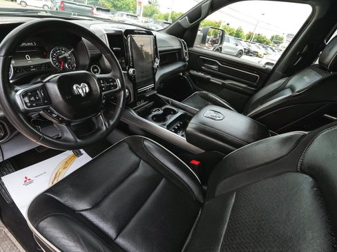 Used 2025 RAM 1500 Laramie w/ Sport Appearance Package AWD/4WD image 16