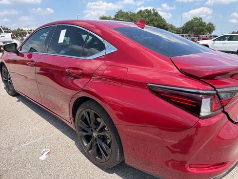Used 2022 Lexus ES 350 F Sport FWD image 8