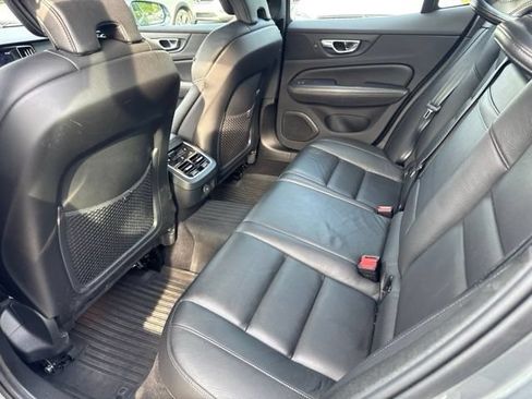 Used 2021 Volvo S60 T5 Inscription AWD/4WD image 37