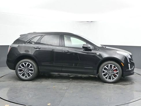 New 2026 Cadillac XT5 Sportv w/ LPO, Onyx Lite Package image 9