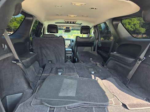 Used 2017 Dodge Durango Citadel w/ Technology Group AWD/4WD image 35
