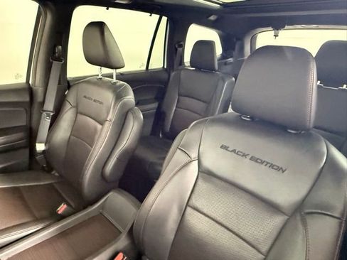 Used 2022 Honda Pilot Black Edition image 36