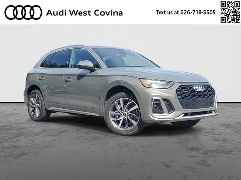 Used 2023 Audi Q5 2.0T Premium w/ Convenience Package image 1