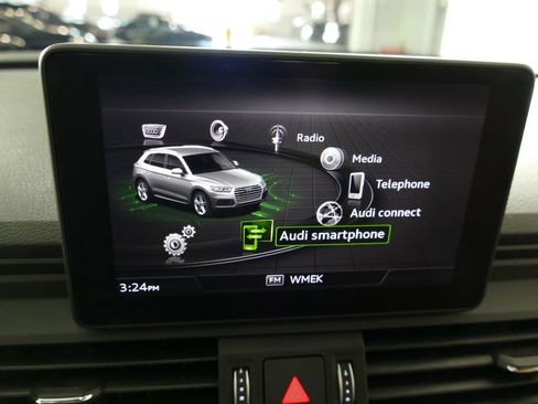 Used 2020 Audi Q5 2.0T Premium w/ Convenience Package AWD/4WD image 15