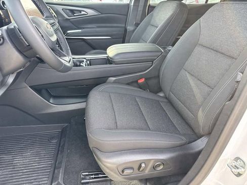 New 2026 Chevrolet Traverse LT w/ Sun and Wheel Package image 12