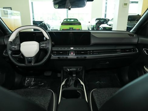 Used 2025 Kia K4 GT-Line FWD image 41