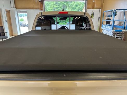 Used 2020 Toyota Tacoma 4x4 Access Cab image 24