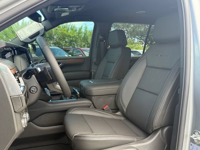 New 2026 GMC Yukon Denali AWD/4WD image 9