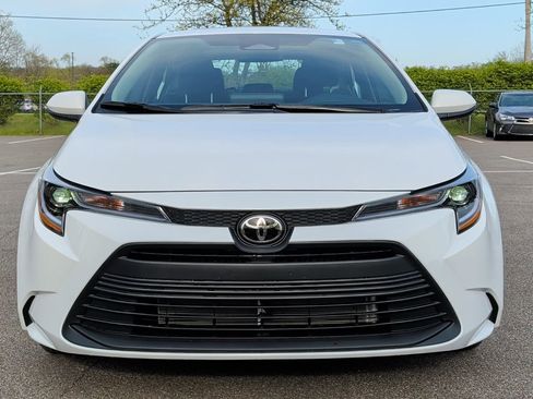 Used 2026 Toyota Corolla LE image 13