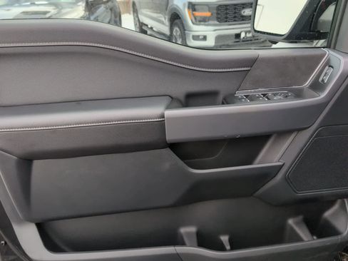 Used 2025 Ford F150 XLT w/ Equipment Group 302A MID image 11