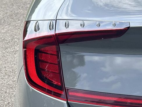 Used 2020 Hyundai Sonata Limited w/ Cargo Package FWD image 13