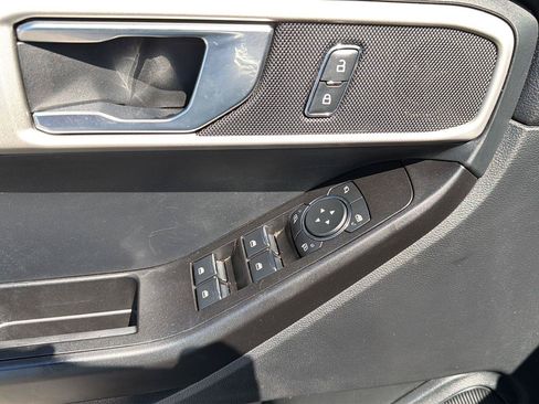 Used 2020 Ford Explorer 2WD image 31