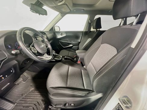 Certified 2021 Kia Soul EX FWD image 13