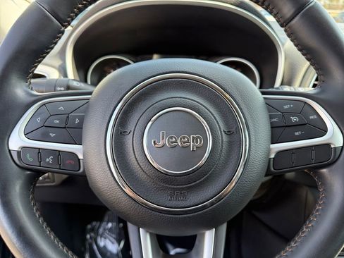 Used 2019 Jeep Compass Latitude image 21