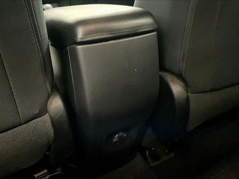 Used 2018 Toyota RAV4 Adventure AWD/4WD image 10