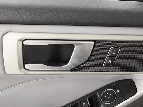 Used 2023 Ford Explorer XLT w/ Equipment Group 202A image 34