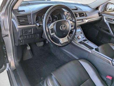 Used 2012 Lexus CT 200h Premium FWD image 10