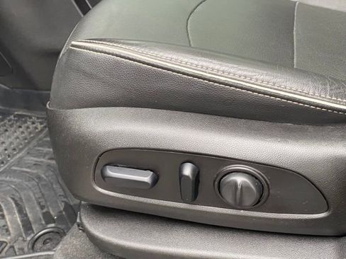 Used 2019 GMC Terrain Denali w/ Advanced Safety Package image 30