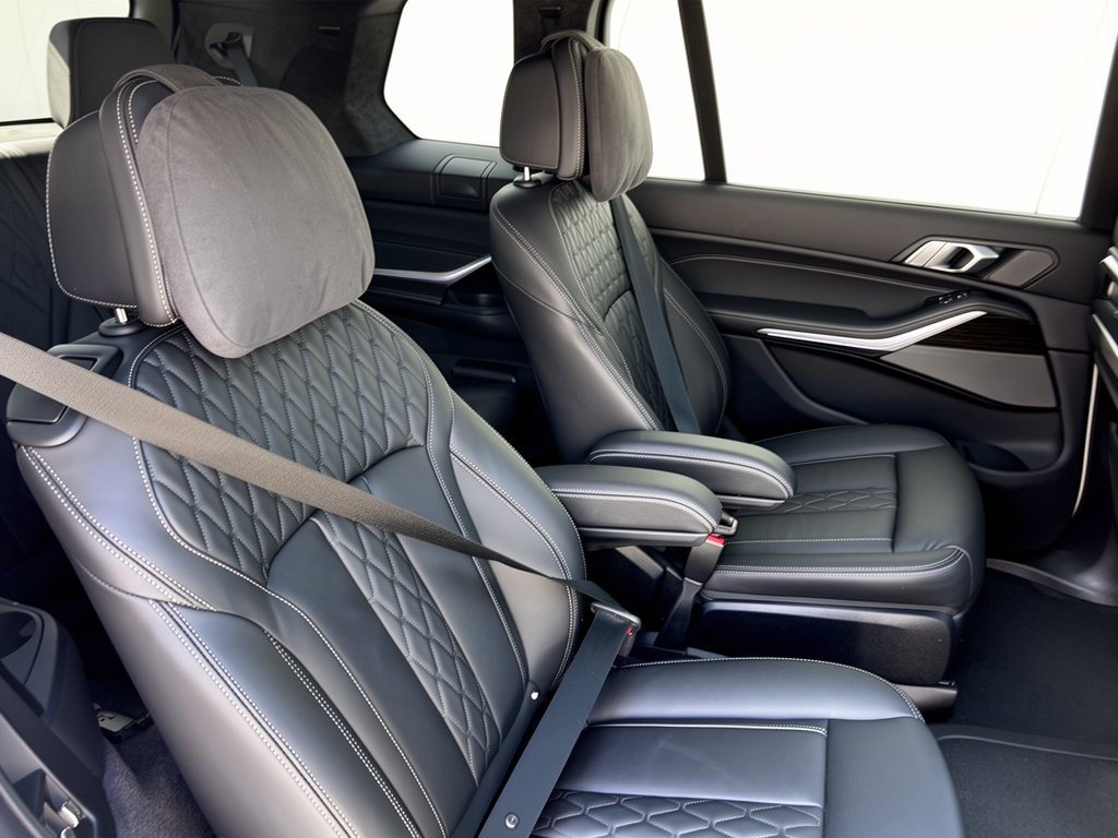 Certified 2026 BMW X7 xDrive40i AWD/4WD image 28