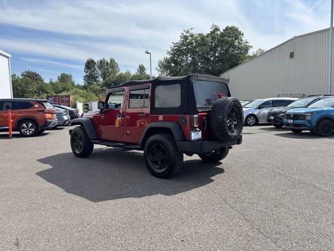 Used 2013 Jeep Wrangler Unlimited Sport AWD/4WD image 5
