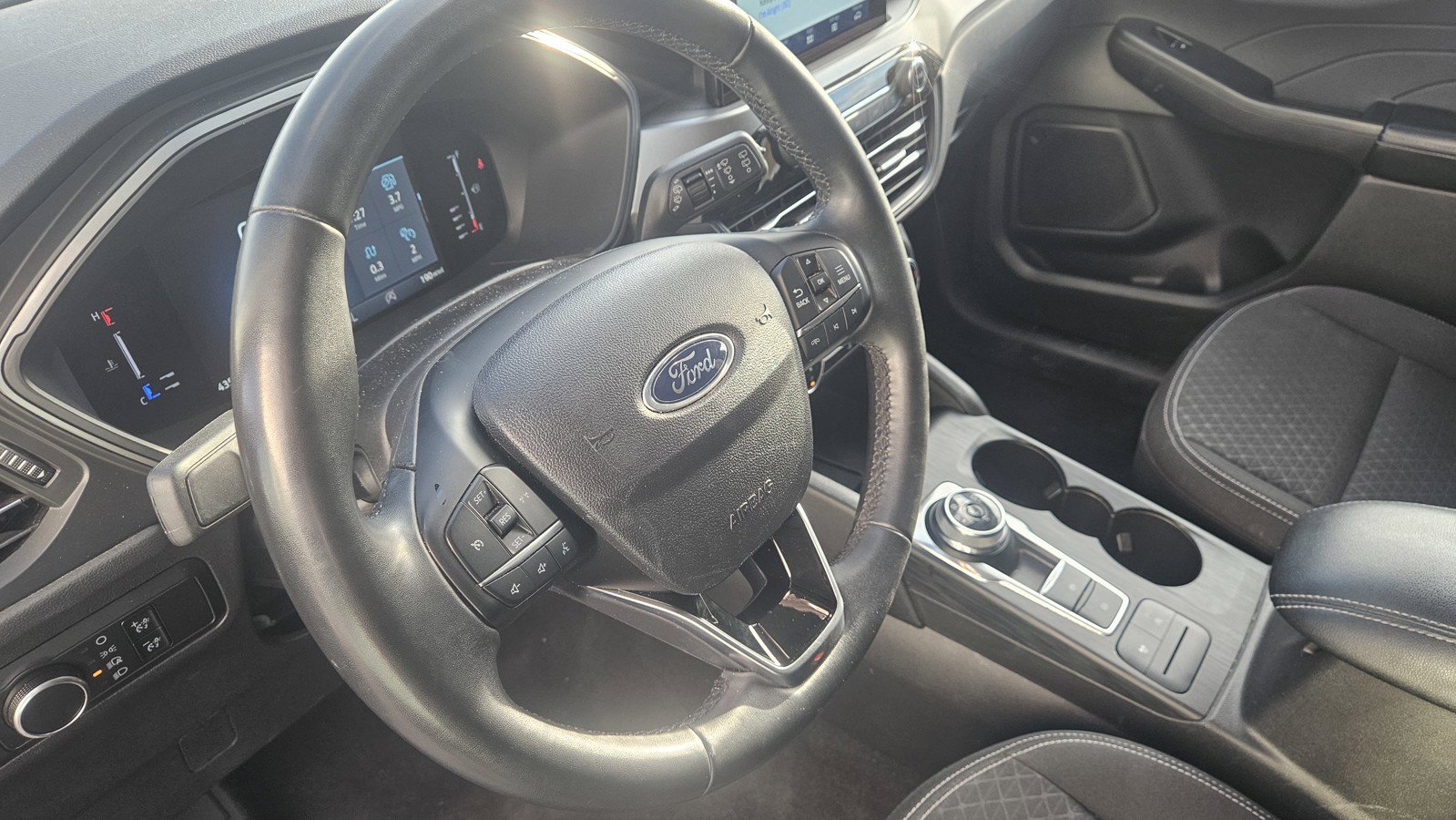 Used 2024 Ford Escape Active FWD image 19