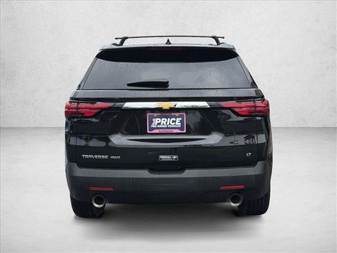 Used 2023 Chevrolet Traverse LT w/ LPO, 'HIT The Road' Package AWD/4WD image 6
