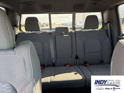 New 2026 RAM 1500 Big Horn AWD/4WD image 14