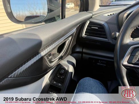 Used 2019 Subaru Crosstrek 2.0i Premium image 17