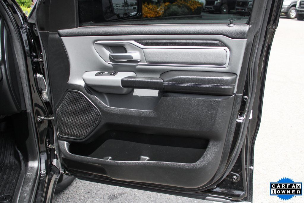 Used 2023 RAM 1500 Big Horn AWD/4WD image 32
