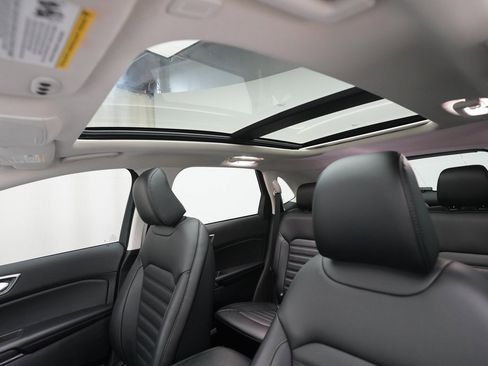 Used 2024 Ford Edge SEL w/ Convenience Package image 32