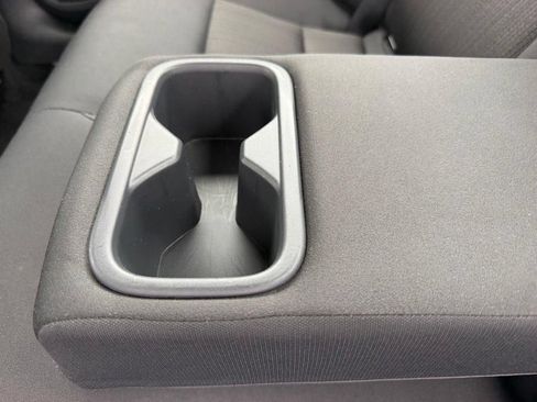 Used 2025 Nissan Altima 2.5 SV FWD image 14