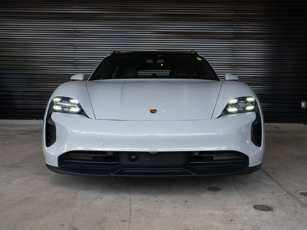 Certified 2024 Porsche Taycan GTS AWD/4WD image 10