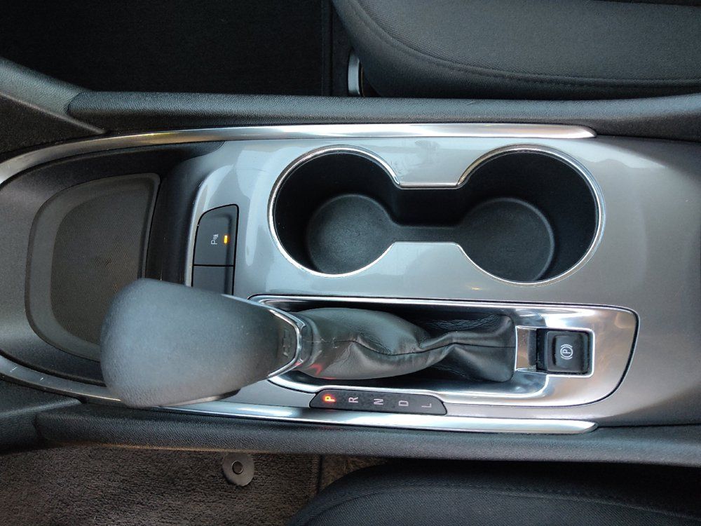 Used 2025 Chevrolet Malibu LT FWD image 26