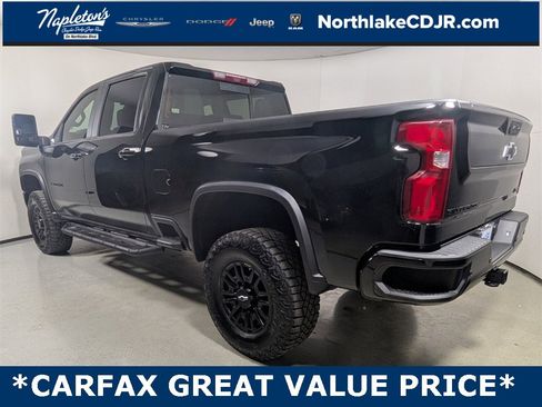 Used 2024 Chevrolet Silverado 2500 ZR2 w/ Technology Package image 5