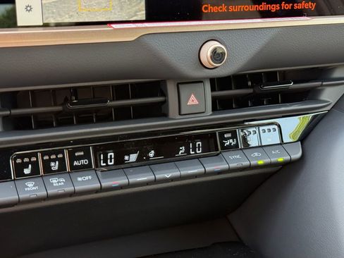 New 2026 Toyota Crown Platinum AWD/4WD image 36