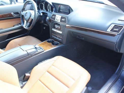 Used 2015 Mercedes-Benz E 550 Cabriolet image 5