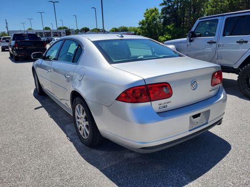 Used 2011 Buick Lucerne CX FWD image 6
