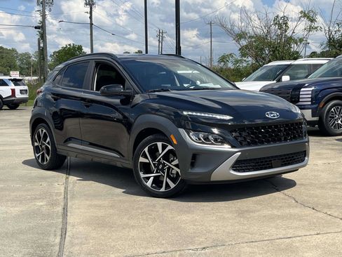 Certified 2023 Hyundai Kona Limited w/ Cargo Package FWD image 1