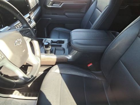 Used 2023 Chevrolet Silverado 1500 RST image 11