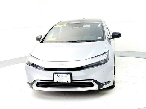 Used 2024 Toyota Prius Prime image 8