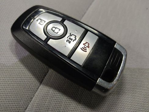 Used 2019 Ford Fusion SE w/ Equipment Group 151A FWD image 32