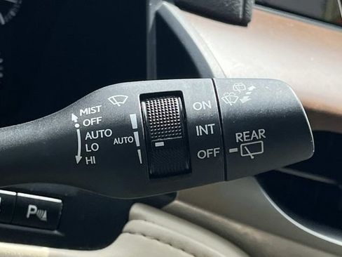 Used 2019 Lexus LX 570 4WD w/ Luxury Package image 45